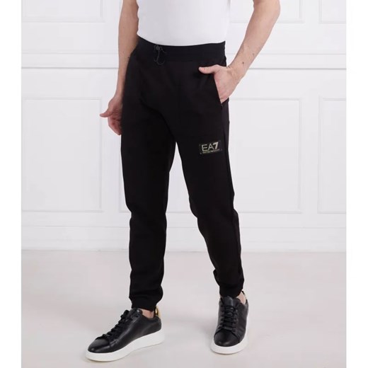 EA7 Spodnie dresowe | Regular Fit ze sklepu Gomez Fashion Store w kategorii Spodnie męskie - zdjęcie 184520500