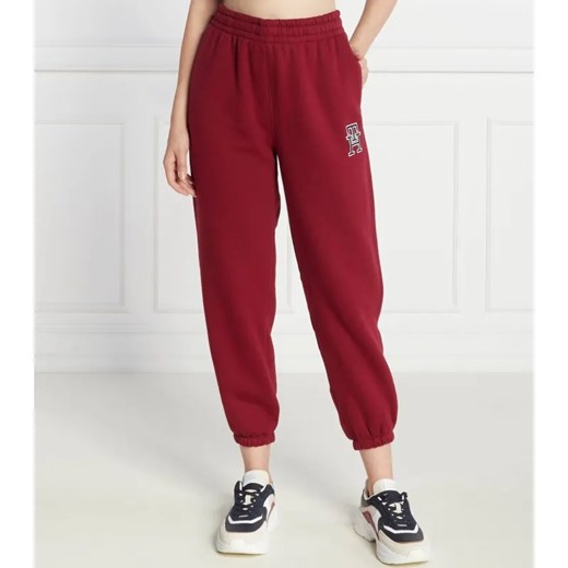Tommy Hilfiger Spodnie dresowe | Regular Fit ze sklepu Gomez Fashion Store w kategorii Spodnie damskie - zdjęcie 184520670