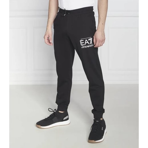 EA7 Spodnie dresowe | Regular Fit ze sklepu Gomez Fashion Store w kategorii Spodnie męskie - zdjęcie 184520941