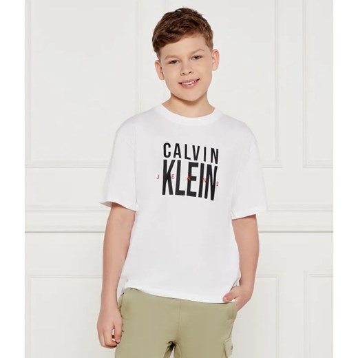 Calvin Klein Jeans T-shirt | Regular Fit ze sklepu Gomez Fashion Store w kategorii T-shirty chłopięce - zdjęcie 184521291