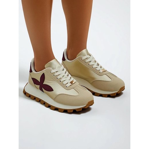 Royalfashion Sportowe sneakersy damskie na grubszej podeszwie Aloqa ze sklepu royalfashion.pl w kategorii Buty sportowe damskie - zdjęcie 184522742