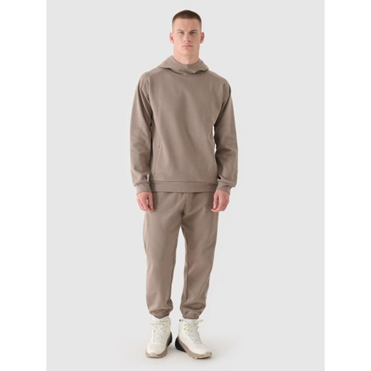 Męska bluza nierozpinana z kapturem 4F 4FRAW24TSWSM2050 - brązowa L wyprzedaż Sportstylestory.com