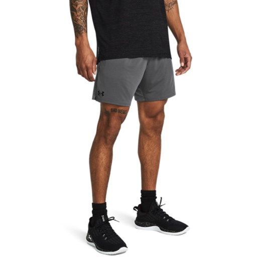 Męskie spodenki treningowe Under Armour UA Tech™ Vent 18 cm - szare ze sklepu Sportstylestory.com w kategorii Spodenki męskie - zdjęcie 184547882