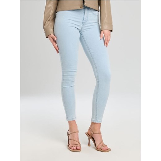 Sinsay - Jeansy skinny mid waist - niebieski ze sklepu Sinsay w kategorii Jeansy damskie - zdjęcie 184548410