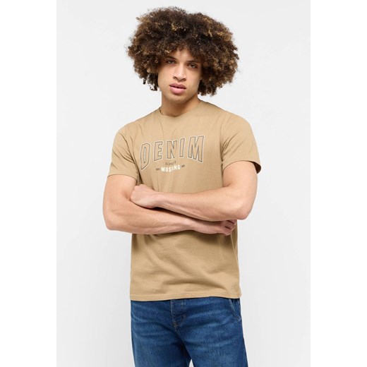 Męski T-Shirt Mustang Style Austin Petrified Oak 1015647 3378 ze sklepu YouNeedit.pl w kategorii T-shirty męskie - zdjęcie 184550823