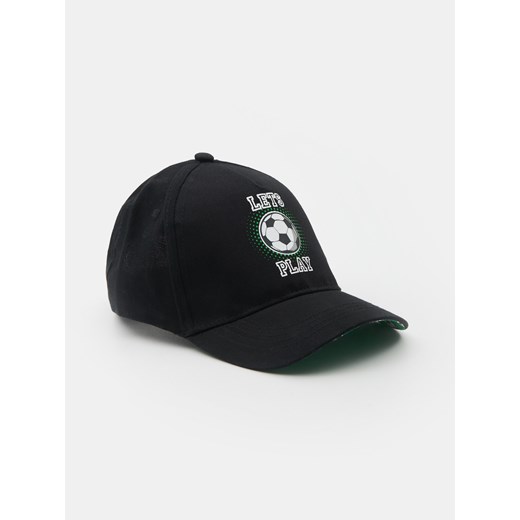 Sinsay - Czapka z daszkiem z motywem piłkarskim - czarny Sinsay S Sinsay