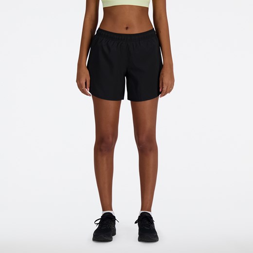 Spodenki damskie New Balance WS41228BK – czarne ze sklepu New Balance Poland w kategorii Szorty - zdjęcie 184557910
