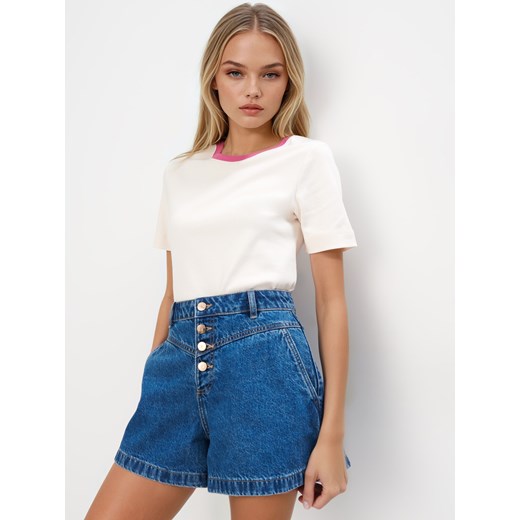 Mohito - T-shirt z merceryzowanej bawełny - kremowy ze sklepu Mohito w kategorii Bluzki damskie - zdjęcie 184561380