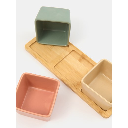 Sinsay - Taca do serwowania z trzema kolorowymi miseczkami - wielobarwny Sinsay One Size Sinsay