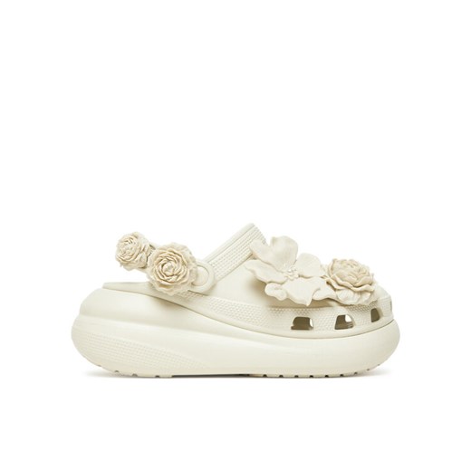 Crocs Klapki Crush Bouquet Clog 211448 Beżowy ze sklepu MODIVO w kategorii Klapki damskie - zdjęcie 184571423