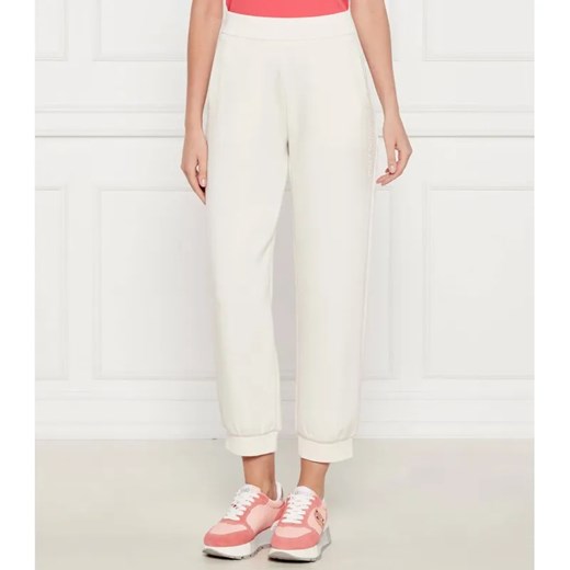 Armani Exchange Spodnie dresowe | Regular Fit ze sklepu Gomez Fashion Store w kategorii Spodnie damskie - zdjęcie 184573220