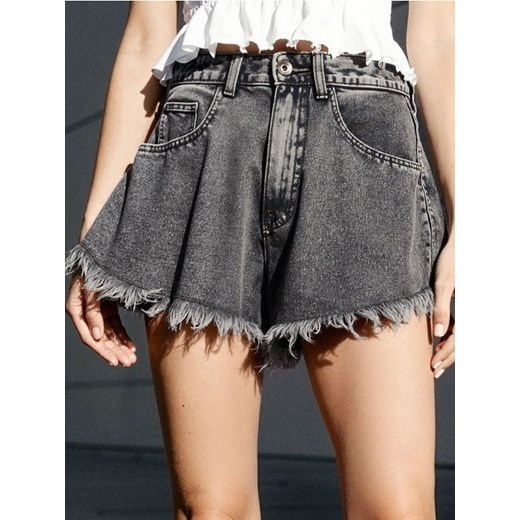 Sinsay - Szorty jeansowe o luźnym kroju high waist - zielony ze sklepu Sinsay w kategorii Szorty - zdjęcie 184574812