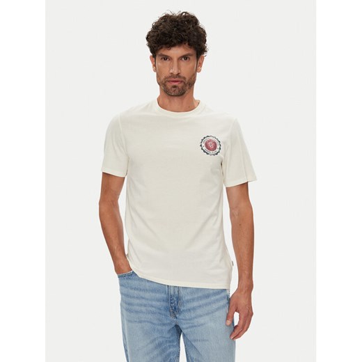 Guess Jeans T-Shirt M5YI04 K8HM0 Écru Regular Fit ze sklepu MODIVO w kategorii T-shirty męskie - zdjęcie 184584861