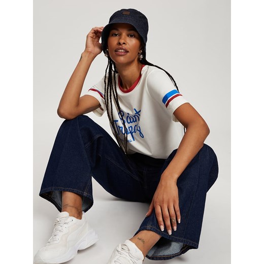 Cross Jeans Koszulka w kolorze biało-błękitnym ze sklepu Limango Polska w kategorii Bluzki damskie - zdjęcie 184586161