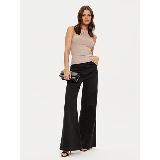 Guess Top W4RP43 KAZH2 Beżowy Slim Fit ze sklepu MODIVO w kategorii Bluzki damskie - zdjęcie 184588531