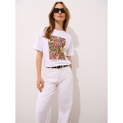 Mohito - T-shirt z nadrukiem - biały ze sklepu Mohito w kategorii Bluzki damskie - zdjęcie 184600753