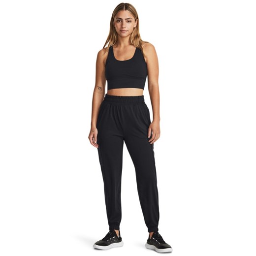Damskie spodnie treningowe Under Armour Meridian Cargo Jogger - czarne ze sklepu Sportstylestory.com w kategorii Spodnie damskie - zdjęcie 184611201