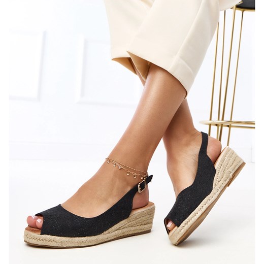 Czarne sandały espadryle na koturnie Nevarez ze sklepu ButyModne.pl w kategorii Espadryle damskie - zdjęcie 184611812