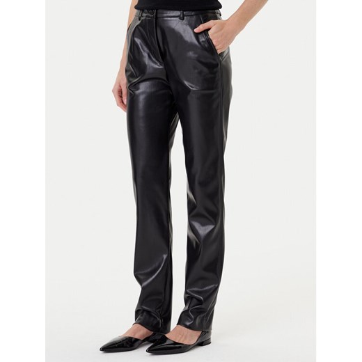 Marella Spodnie z imitacji skóry Teodora 2523786011 Czarny Slim Fit ze sklepu MODIVO w kategorii Spodnie damskie - zdjęcie 184613322