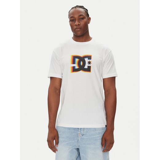 DC T-Shirt ADYZT05444 Biały Heritage Fit ze sklepu MODIVO w kategorii T-shirty męskie - zdjęcie 184615072