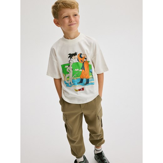 Reserved - T-shirt oversize Dragon Ball - złamana biel Reserved 152 (11 lat) okazyjna cena Reserved