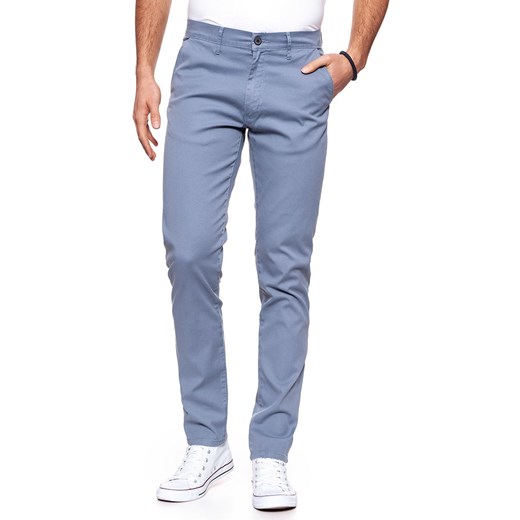 WRANGLER SPODNIE MĘSKIE CHINO FLINSTONE BLUE W16LHE13F 112127310 ze sklepu YouNeedit.pl w kategorii Spodnie męskie - zdjęcie 184630341