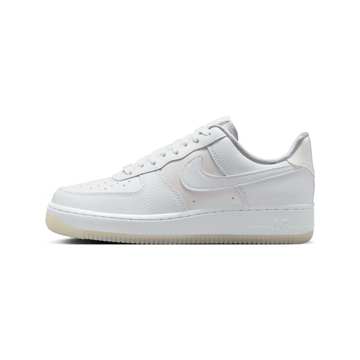 Buty damskie Nike Air Force 1 '07 - Biel ze sklepu Nike poland w kategorii Buty sportowe damskie - zdjęcie 184631363