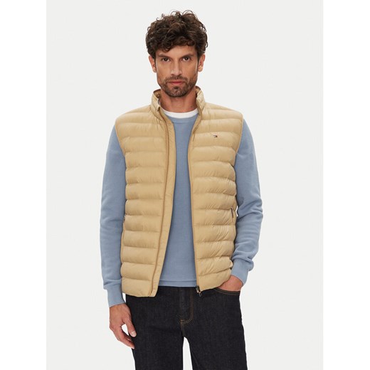 Tommy Hilfiger Kamizelka MW0MW37677 Beżowy Regular Fit ze sklepu MODIVO w kategorii Kamizelki męskie - zdjęcie 184632713