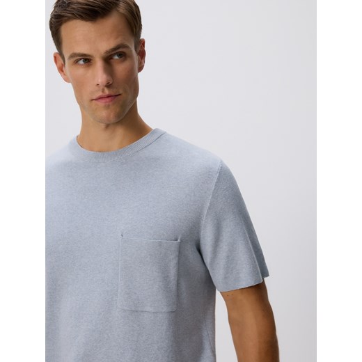 Reserved - Bawełniany sweter z krótkim rękawem - jasnoniebieski ze sklepu Reserved w kategorii T-shirty męskie - zdjęcie 184635961
