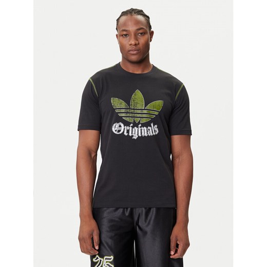 adidas T-Shirt Distressed Graphic JY2761 Czarny Regular Fit ze sklepu MODIVO w kategorii T-shirty męskie - zdjęcie 184661032