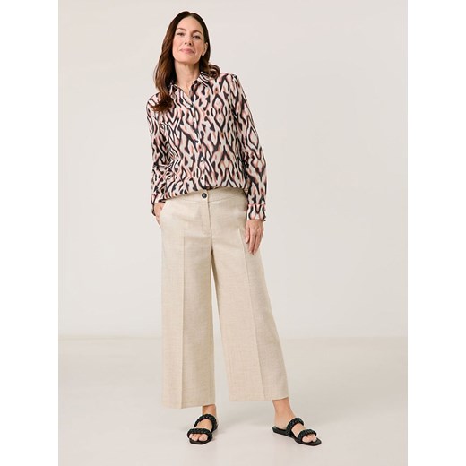 Gerry Weber Spodnie w kolorze beżowym ze sklepu Limango Polska w kategorii Spodnie damskie - zdjęcie 184664662