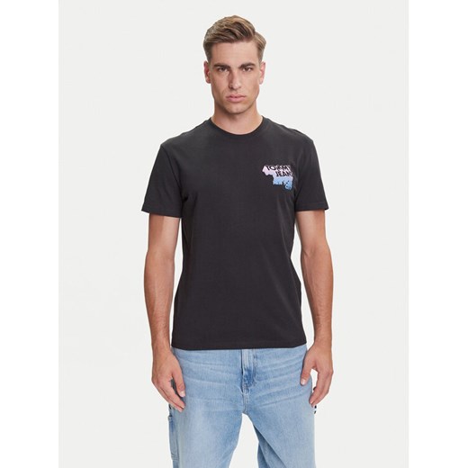 Tommy Jeans T-Shirt Stack Backprint DM0DM21589 Czarny Regular Fit ze sklepu MODIVO w kategorii T-shirty męskie - zdjęcie 184672714
