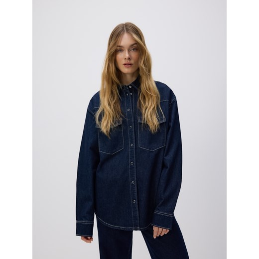 Reserved - Jeansowa koszula oversize - granatowy ze sklepu Reserved w kategorii Koszule damskie - zdjęcie 184678952