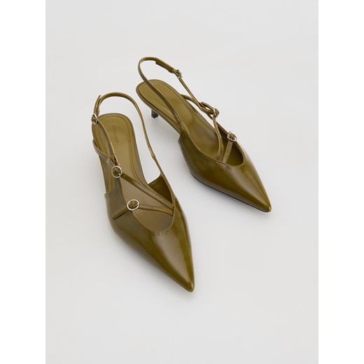 Reserved - Czółenka z odkrytą piętą - oliwkowy Reserved 37 Reserved