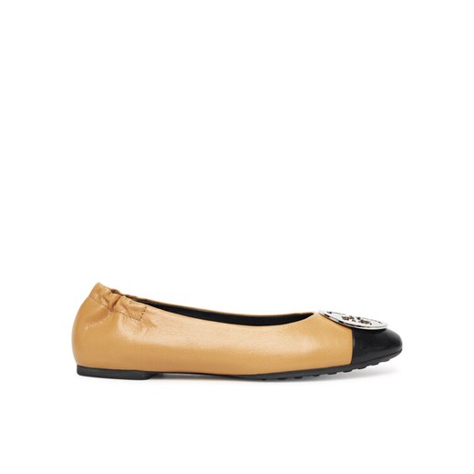 Baleriny Tory Burch Claire Cap-Toe Ballet 156309 Beżowy ze sklepu eobuwie.pl w kategorii Balerinki - zdjęcie 184688414