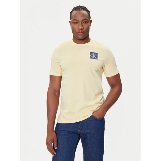 Calvin Klein Jeans T-Shirt Gradient Monogram LV04RC859G Żółty Regular Fit ze sklepu MODIVO w kategorii T-shirty męskie - zdjęcie 184688644