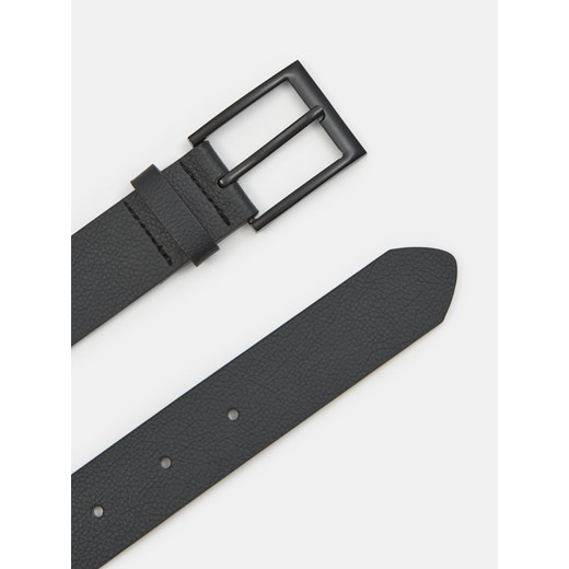 Sinsay - Pasek z imitacji skóry z czarną matową metalową klamrą - czarny Sinsay XS/S Sinsay