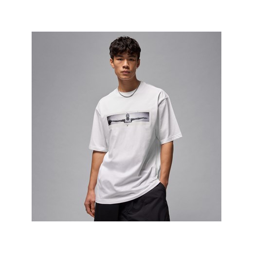 Męski T-shirt ze zdjęciem Jordan - Biel ze sklepu Nike poland w kategorii T-shirty męskie - zdjęcie 184704282