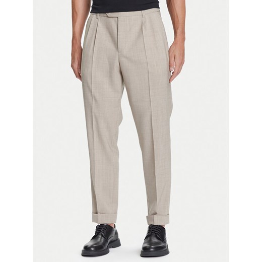 BOSS Spodnie materiałowe C-Perin-DPL 50545822 Beżowy Tapered Fit ze sklepu MODIVO w kategorii Spodnie męskie - zdjęcie 184706712