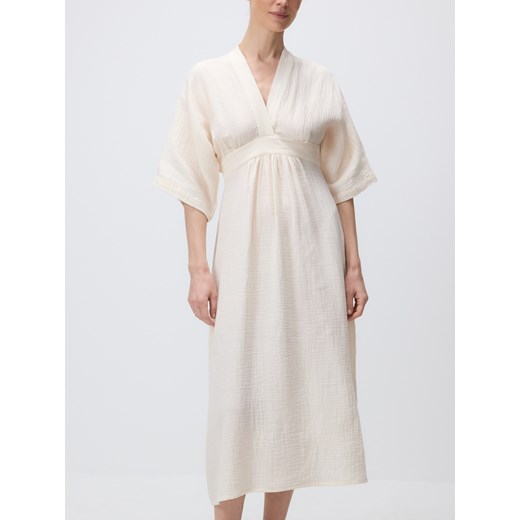 Reserved - Sukienka typu kimono - złamana biel ze sklepu Reserved w kategorii Sukienki - zdjęcie 184713820