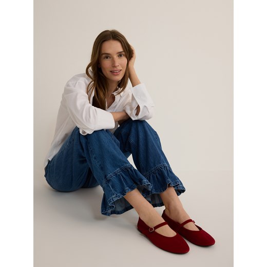 Reserved - Zamszowe baleriny z paskiem - czerwony ze sklepu Reserved w kategorii Balerinki - zdjęcie 184761184