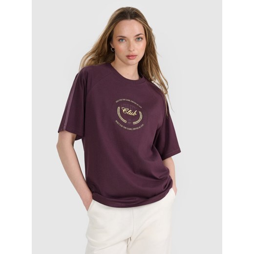 Damski t-shirt oversize z nadrukiem 4F 4FRSS25TTSHF2791 - fioletowy ze sklepu Sportstylestory.com w kategorii Bluzki damskie - zdjęcie 184767353