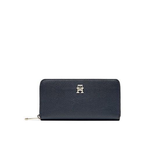 Duży Portfel Damski Tommy Hilfiger Emblem AW0AW15181 Granatowy ze sklepu eobuwie.pl w kategorii Portfele damskie - zdjęcie 184767582
