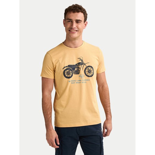 Petrol Industries T-Shirt M-1050-TSR707 Żółty Regular Fit ze sklepu MODIVO w kategorii T-shirty męskie - zdjęcie 184769841