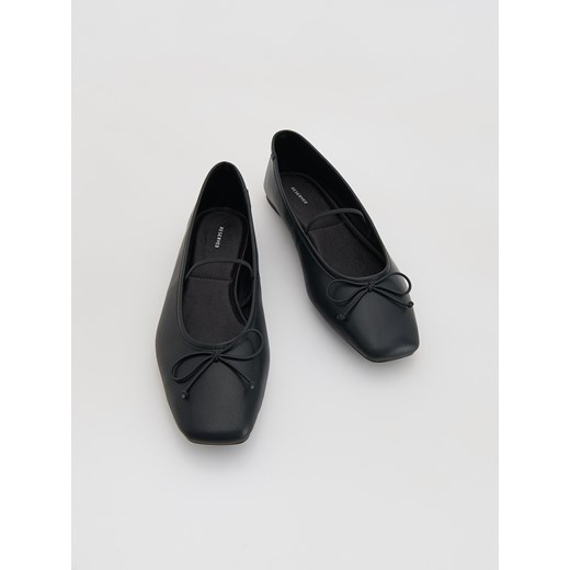 Reserved - Baleriny z imitacji skóry - czarny Reserved 37 Reserved