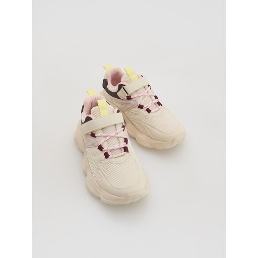 Reserved - Buty sportowe - kremowy ze sklepu Reserved w kategorii Buty sportowe dziecięce - zdjęcie 184777474