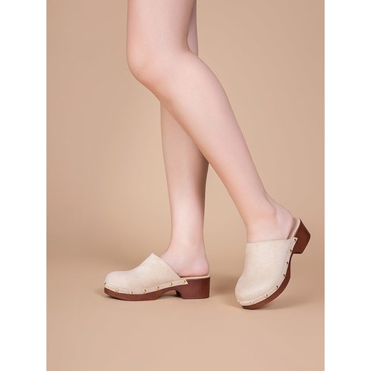 Foreverfolie Chodaki w kolorze beżowym Foreverfolie 36 wyprzedaż Limango Polska