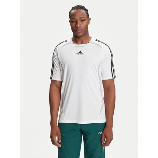 adidas T-Shirt Teamgeist adicolor JW5874 Biały Loose Fit ze sklepu MODIVO w kategorii T-shirty męskie - zdjęcie 184787684