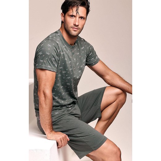 Krótka piżama męska ciemnozielona 2465, Kolor ciemnozielony-wzór, Rozmiar L, INFIOREUOMO - id: 212158 - marki Infioreuomo - 184788832 Krótka piżama męska ciemnozielona 2465, Kolor ciemnozielony-wzór, Rozmiar L, INFIOREUOMO ze sklepu Primodo w kategorii Piżamy męskie - zdjęcie 184788832