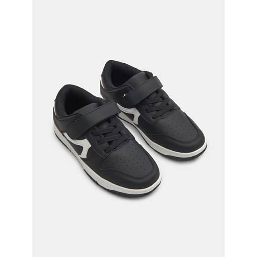 Sinsay - Sneakersy z imitacji skóry NASA - czarny Sinsay 37 Sinsay